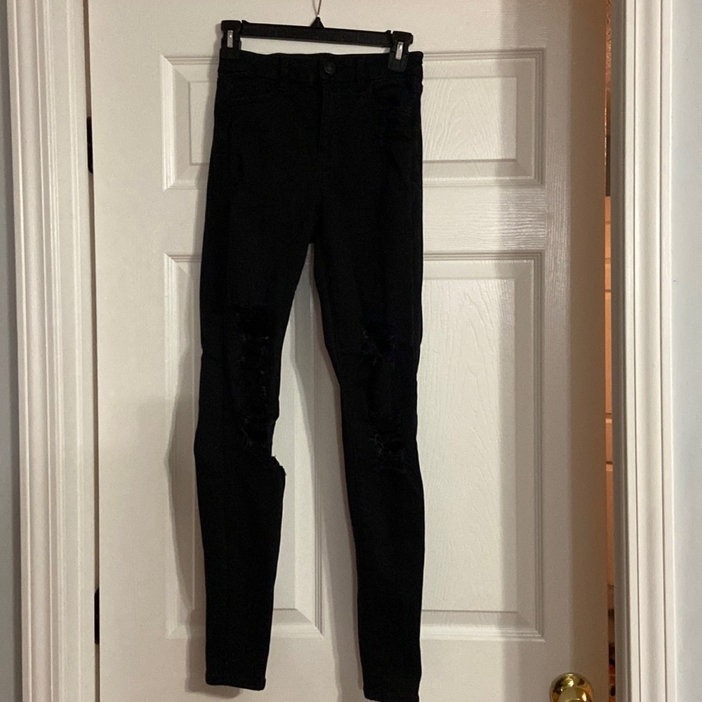 American Eagle distressed black jeans.